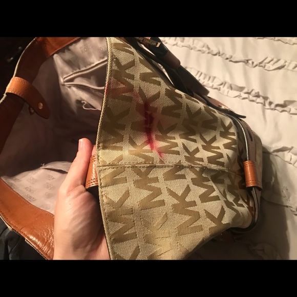 Michael Kors bag - Picture 2 of 8